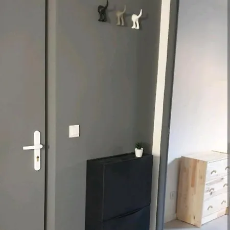 Logement Du Cheval Bayard Lägenhet Bogny-sur-Meuse